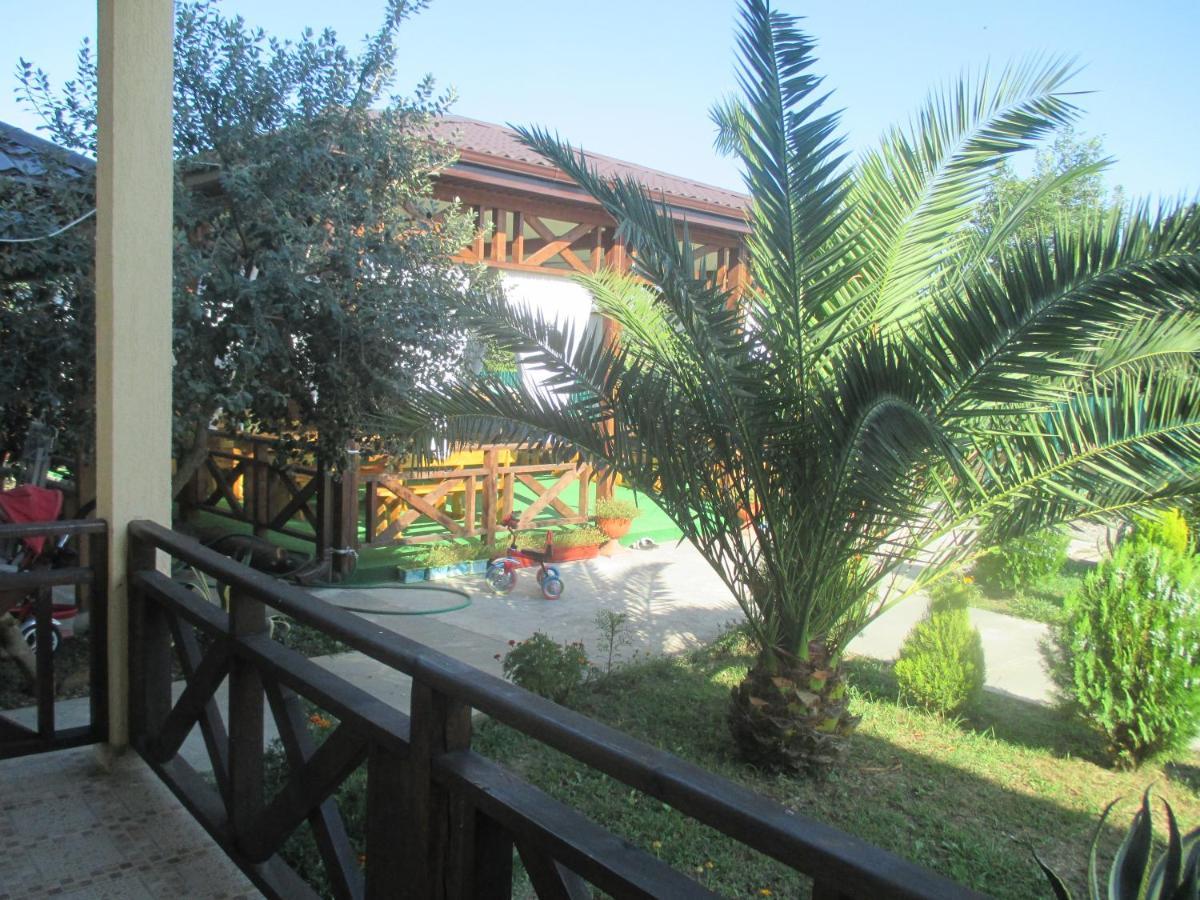 Guest House У ДЕДУШКИ САМВЕЛА #N/A Extérieur photo
